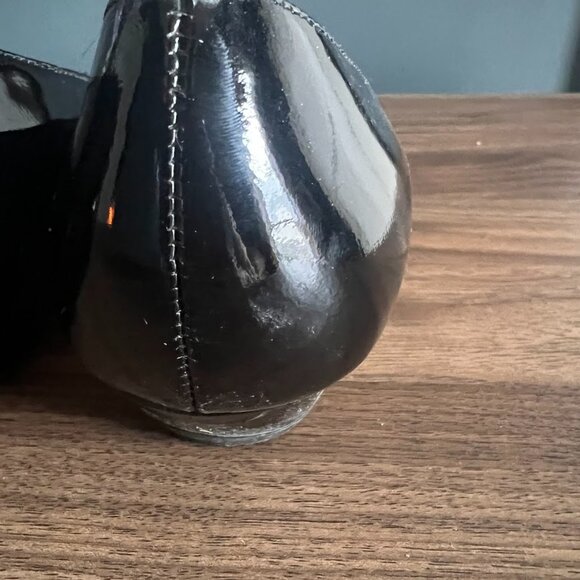 Vintage Black Patent Leather Ruffle Toe Flats - Picture 9 of 13